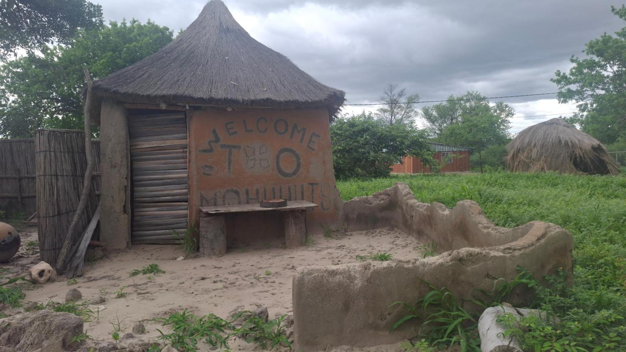 Shalakwe Hills-Inn Guesthouse Kasane Buitenkant foto